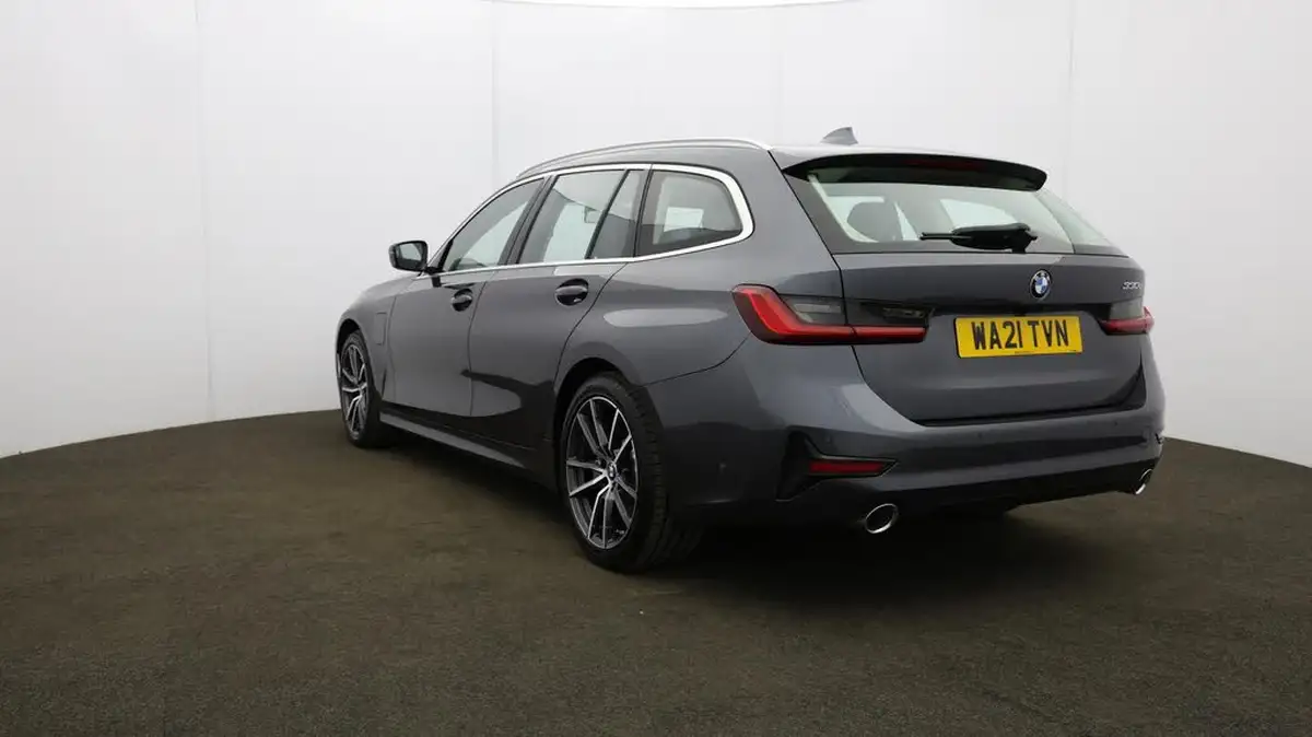 2021-bmw-3-series-20-330e-sport-pro-touring-5d-big-45