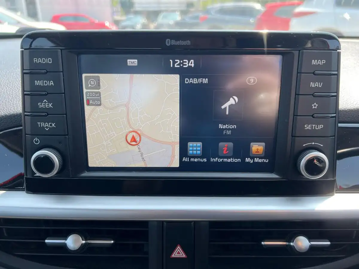2017-kia-picanto-125-3-big-20