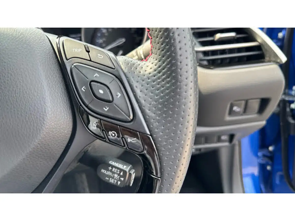 2022-toyota-c-hr-18-vvt-i-gr-sport-big-25