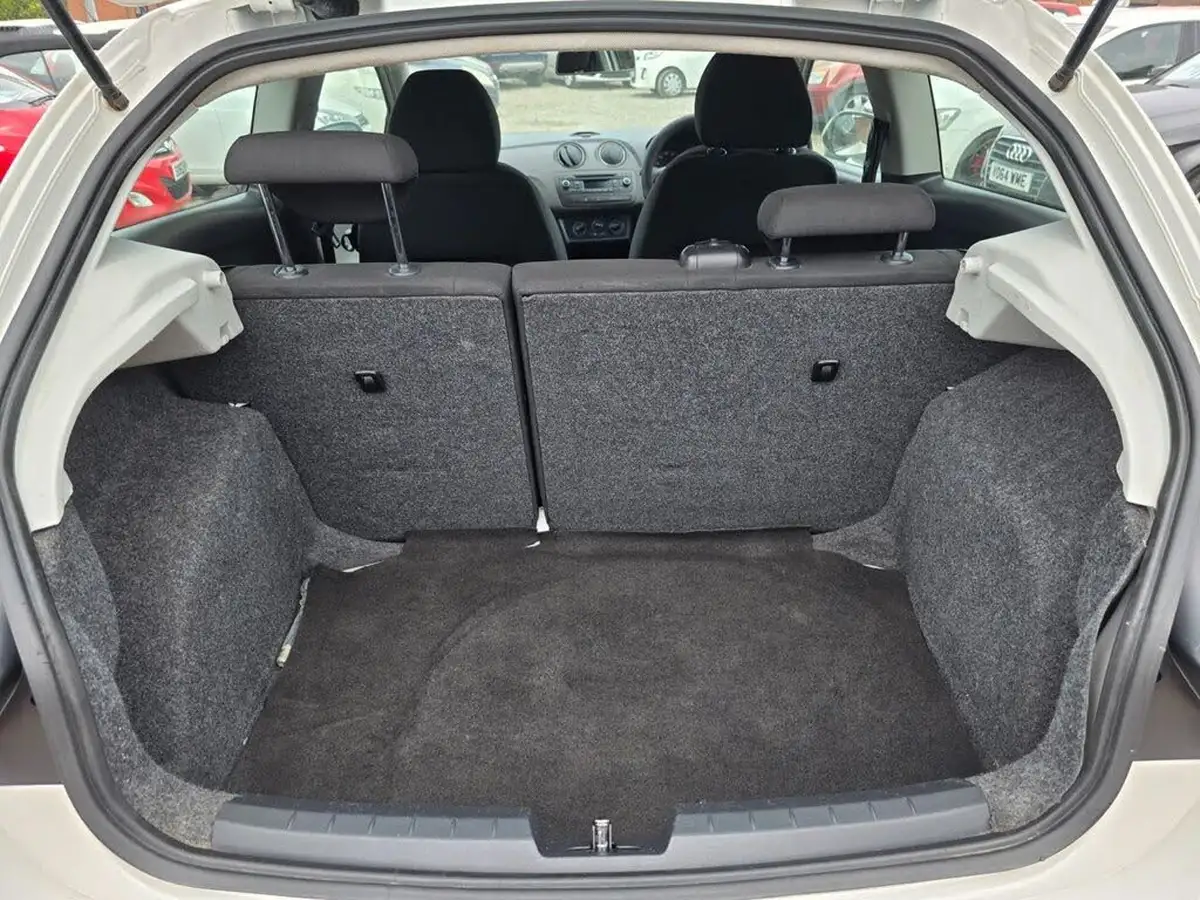2013-seat-ibiza-14-toca-16v-84ps-sportcoupe-3d-big-21