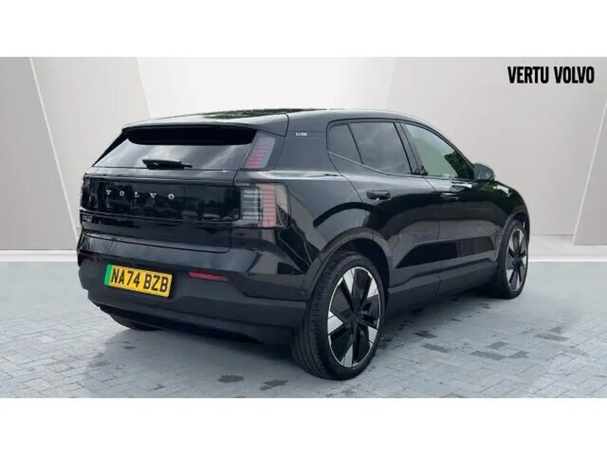 2024-volvo-ex30-e-twin-ultra-big-6