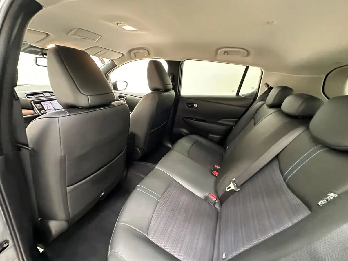 2020-nissan-leaf-e-n-connecta-big-23