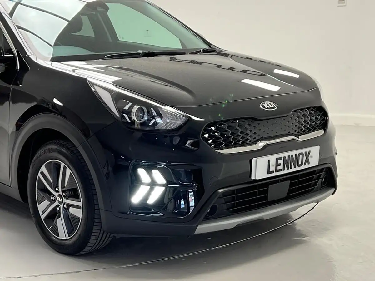 2021-kia-niro-16-gdi-phev-3-big-4