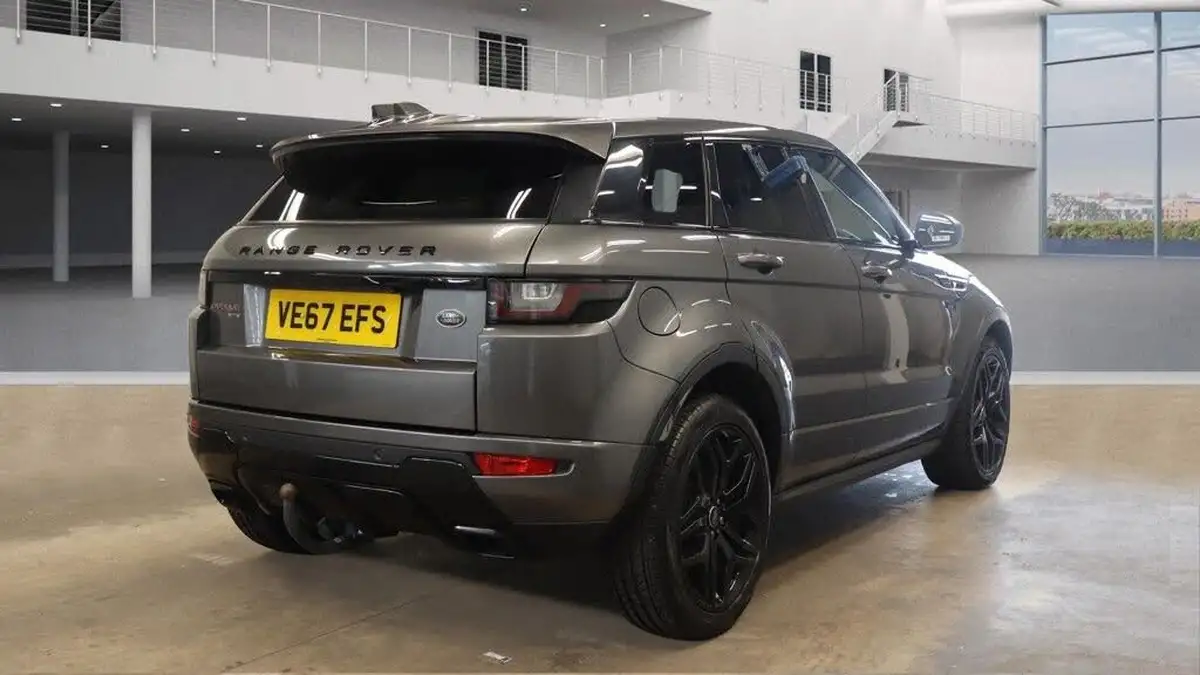 2017-land-rover-range-rover-evoque-20td4-hse-dynamic-ss-hatchback-5d-auto-big-3