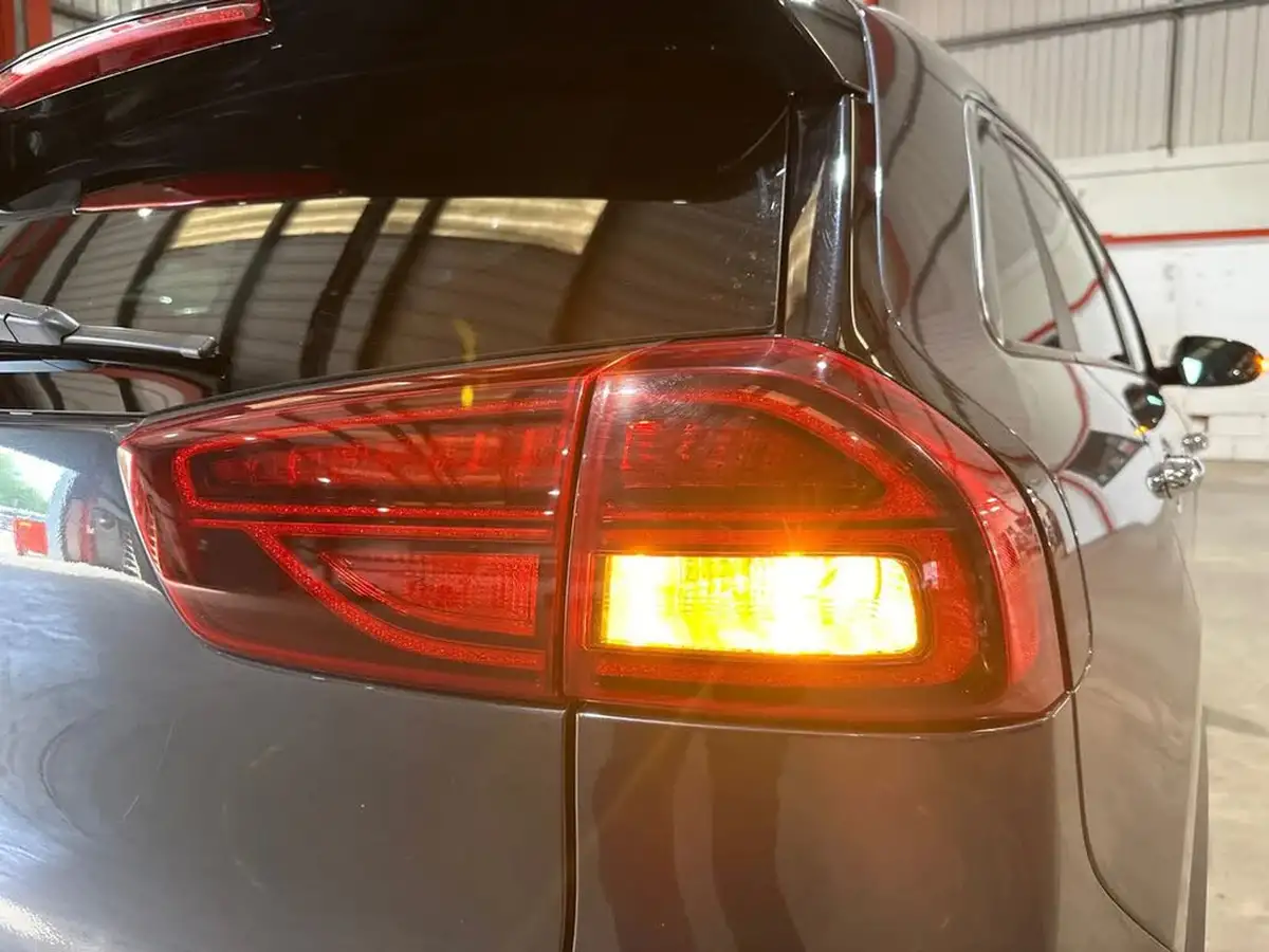 2019-kia-niro-16-gdi-3-156kwh-big-38