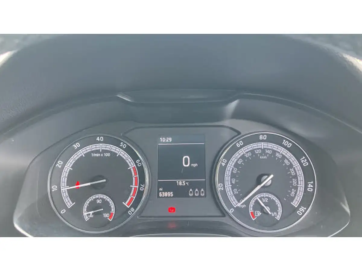 2019-skoda-karoq-15-tsi-se-big-10
