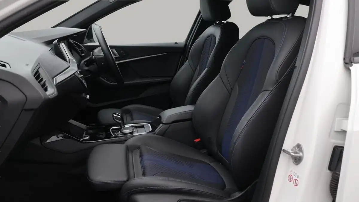 2023-bmw-1-series-15-118i-m-sport-lcp-dct-big-14