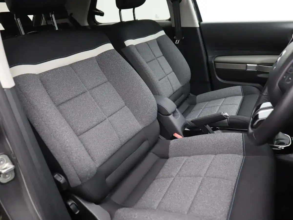 2020-citroen-c4-cactus-12-puretech-flair-110ps-big-7