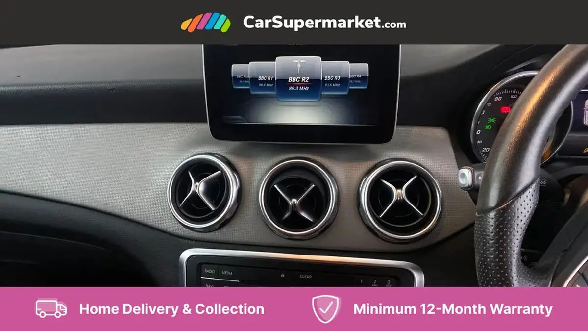 2019-mercedes-benz-gla-class-16-gla-180-urban-edition-big-16