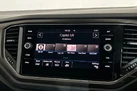 2019-volkswagen-t-roc-10-tsi-design-small-16