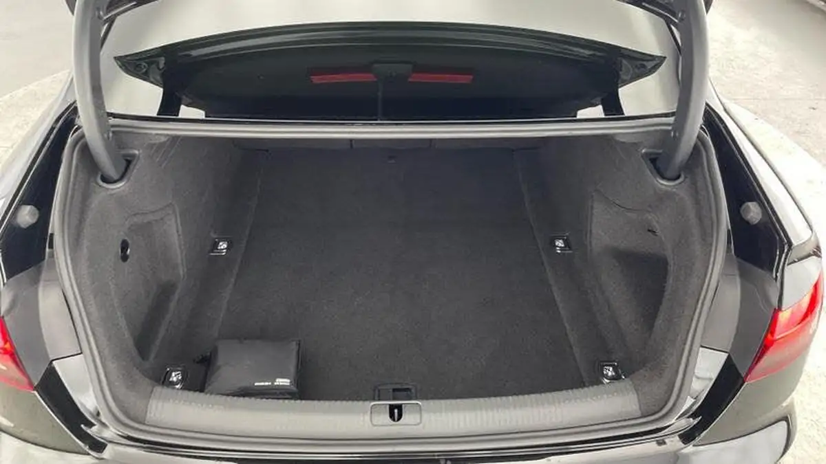 2022-audi-a4-20-40-tfsi-s-line-big-29