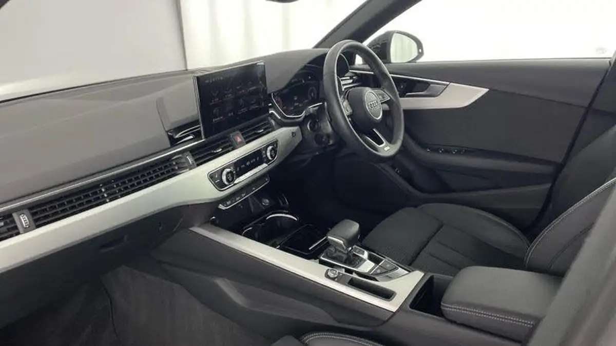 2022-audi-a4-20-40-tfsi-s-line-big-1