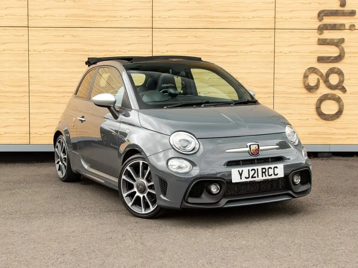 2021-abarth-595c-14-tjet-turismo-big-0