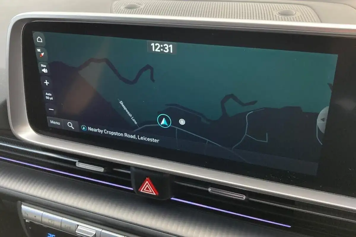 2024-hyundai-ioniq-6-e-premium-228ps-single-rwd-big-19