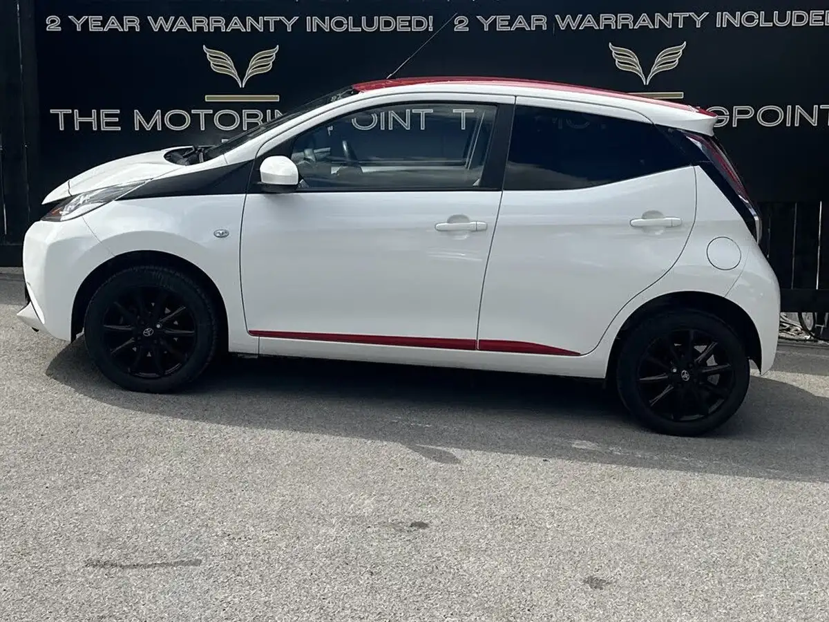 2018-toyota-aygo-10-vvt-i-x-press-71bhp-big-2