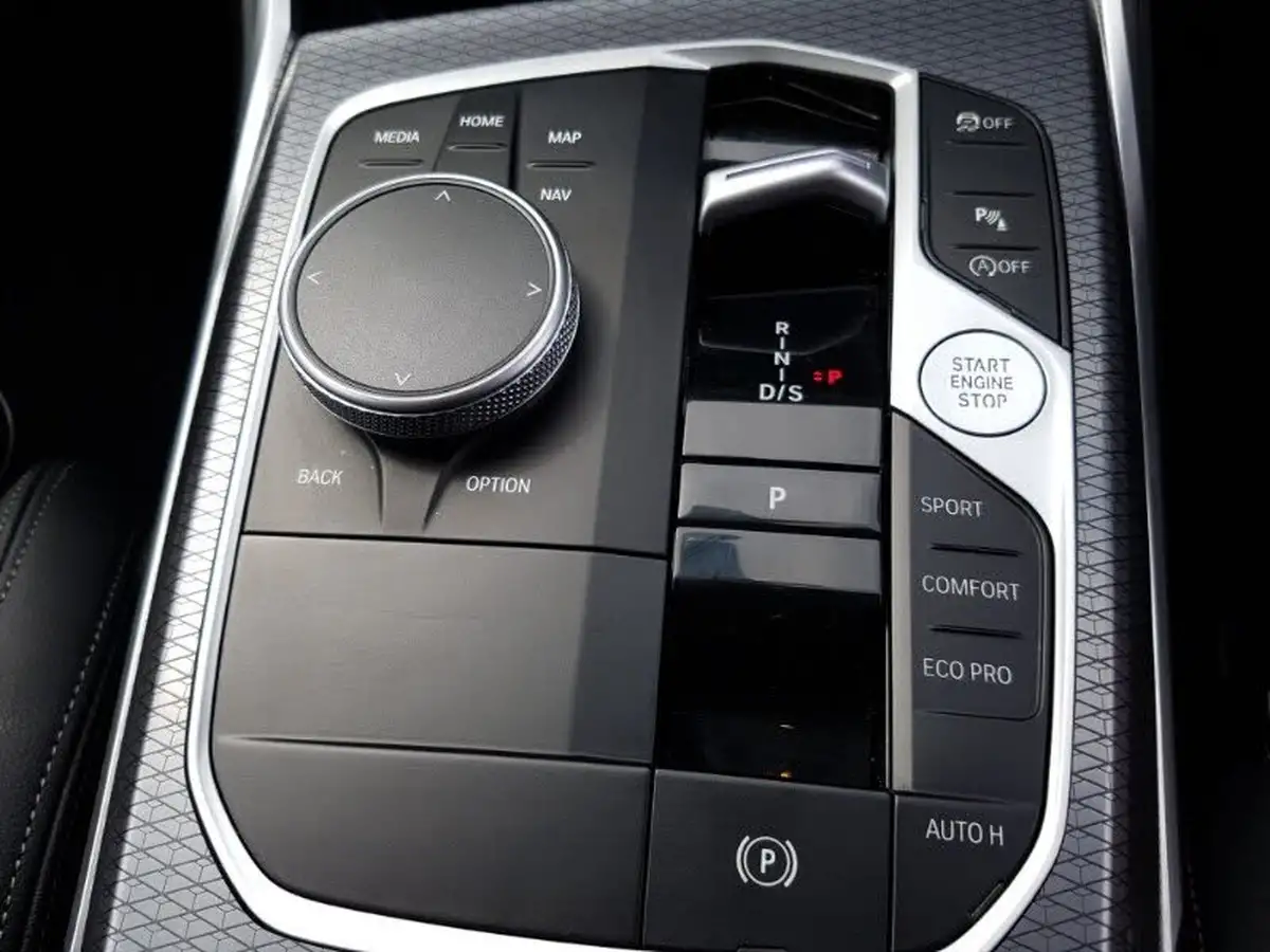 2024-bmw-3-series-20-320i-m-sport-touring-5d-big-16