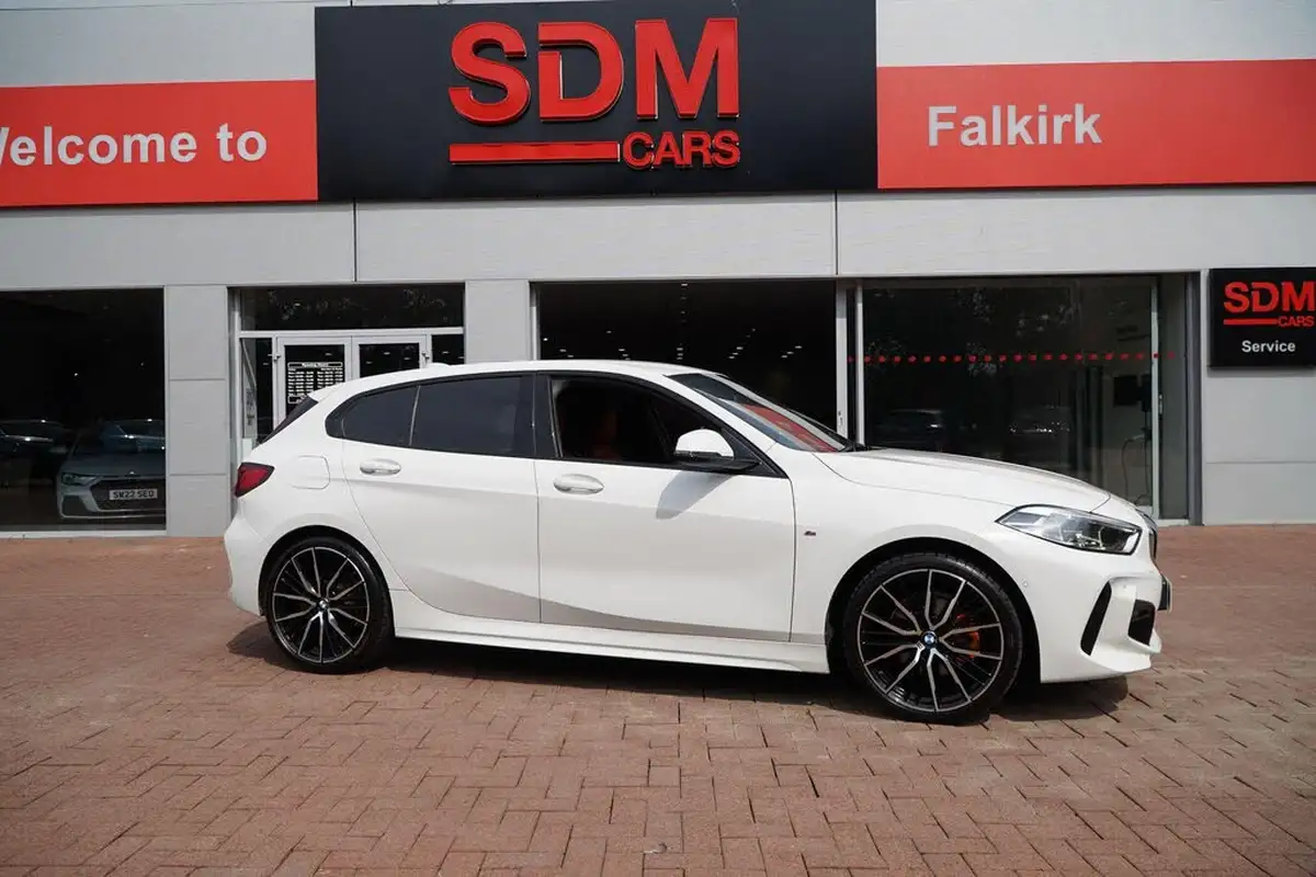 2021-bmw-1-series-15-118i-m-sport-big-14