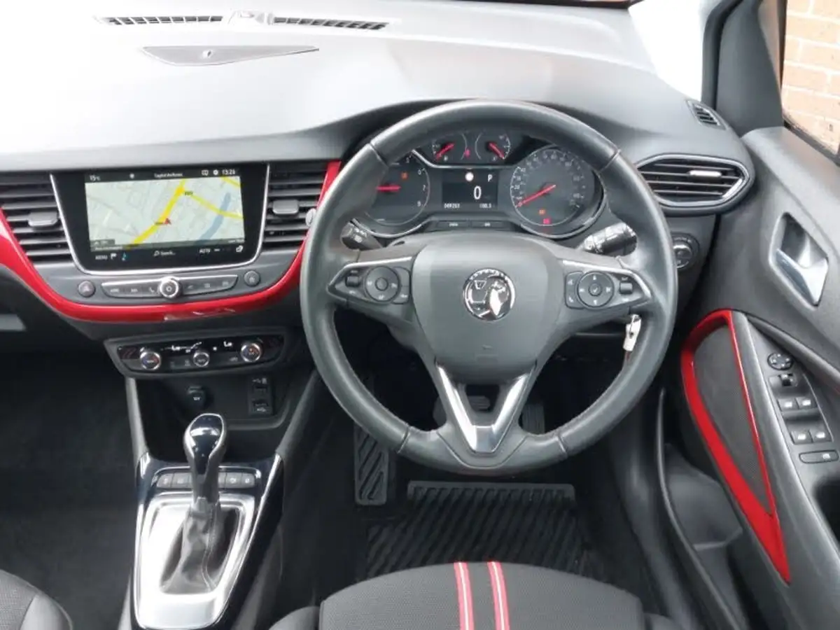 2023-vauxhall-crossland-12-gs-130ps-auto-big-6