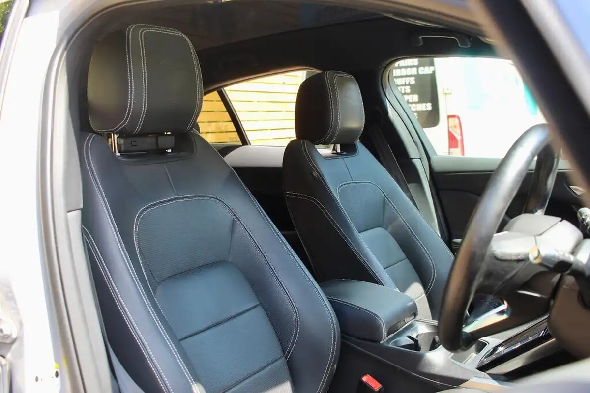 2019-jaguar-i-pace-ev400-hse-big-8