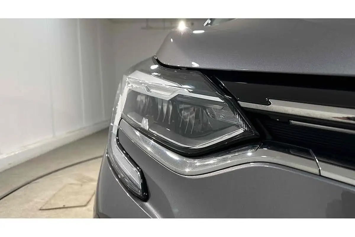2021-renault-captur-10-tce-iconic-90ps-big-16