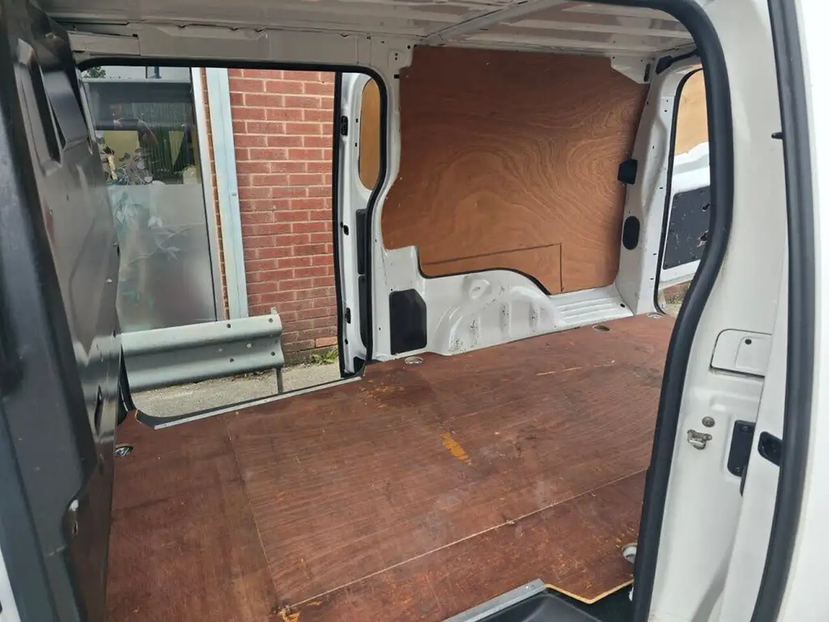 2019-vauxhall-vivaro-15td-2900-l2h1-dynamic-big-11