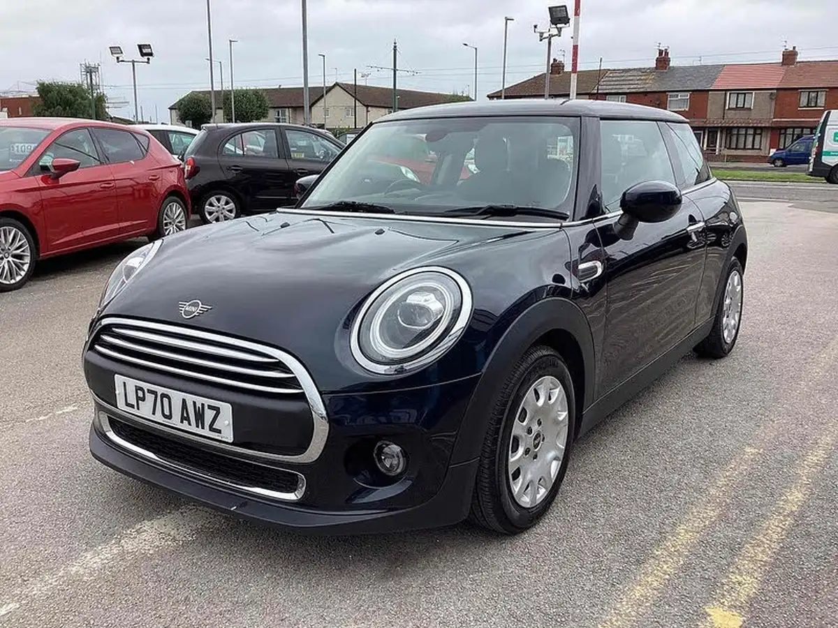 2021-mini-cooper-15-one-classic-series-ii-3d-big-1