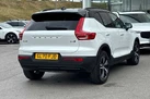 2020-volvo-xc40-20-b4-r-design-awd-small-39