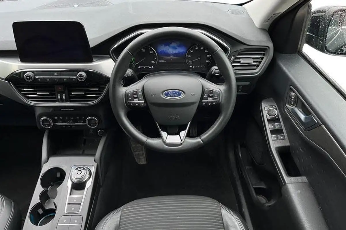 2020-ford-kuga-25t-titanium-first-edition-big-10
