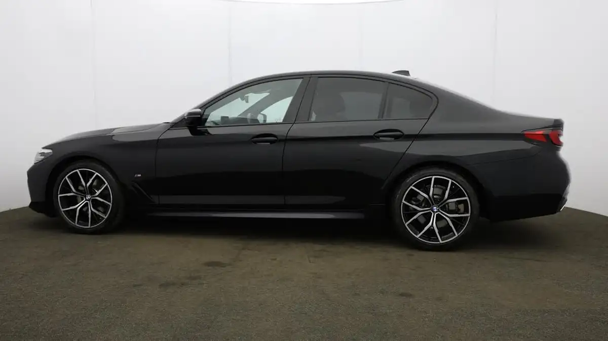 2021-bmw-5-series-20td-520d-m-sport-mht-saloon-4d-big-69