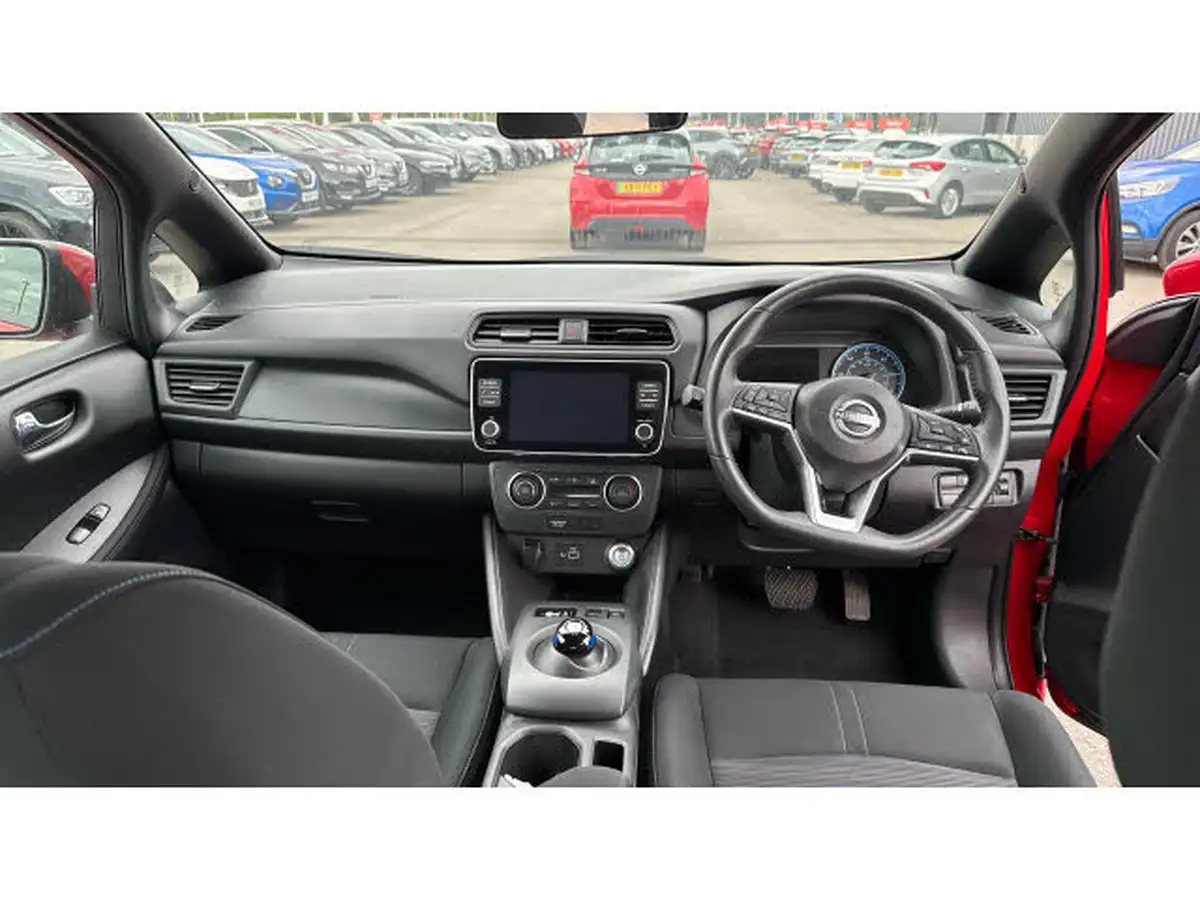 2022-nissan-leaf-e-acenta-39kwh-big-9