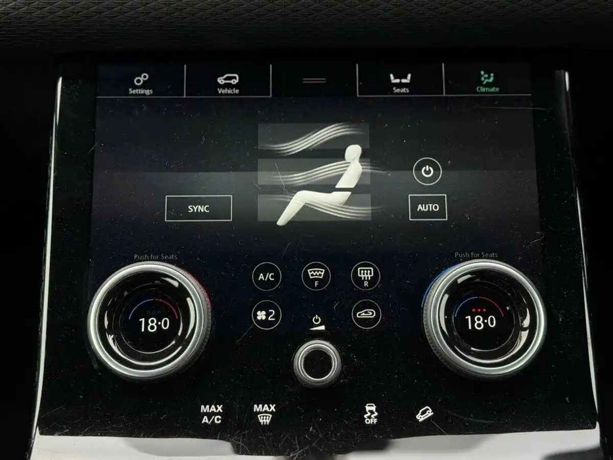 2019-land-rover-range-rover-velar-20-d180-r-dynamic-s-big-31