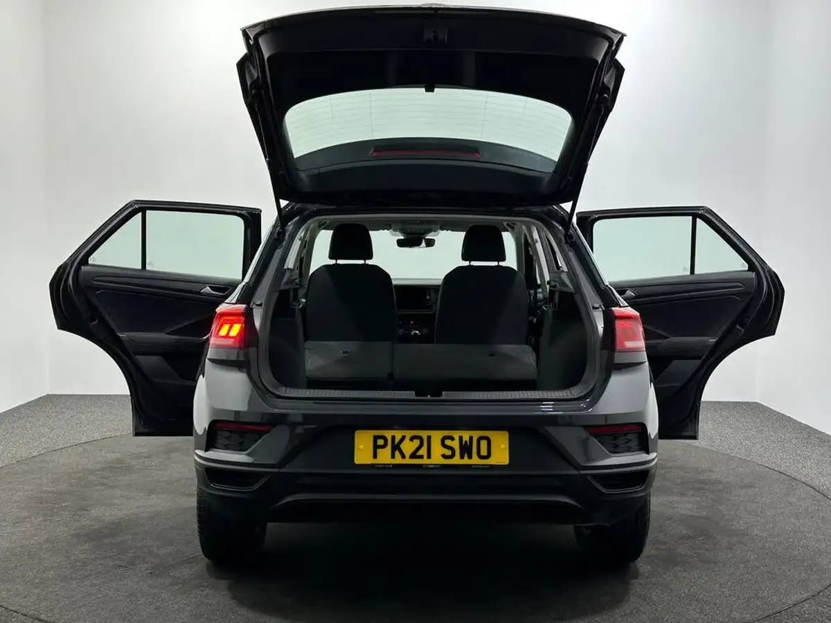 2021-volkswagen-t-roc-20tdi-s-big-34