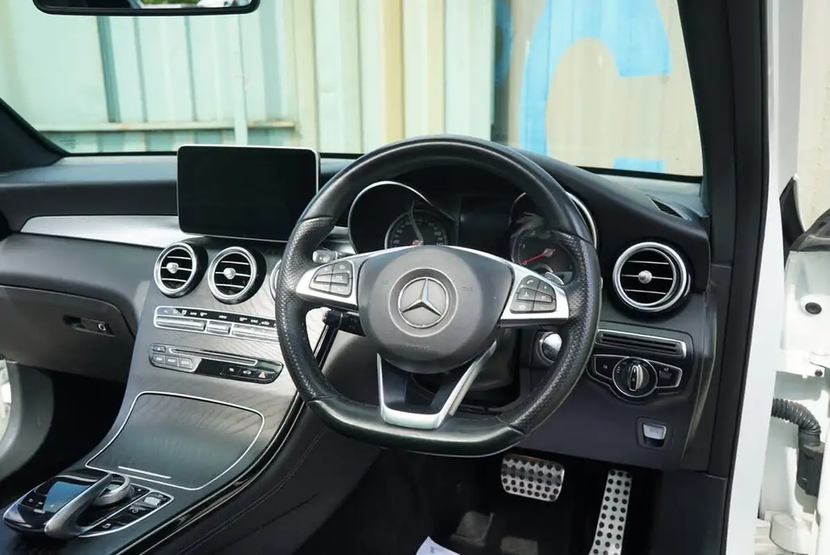 2017-mercedes-benz-glc-class-30-d-glc350d-amg-line-premium-plusss-coupe-4d-big-53