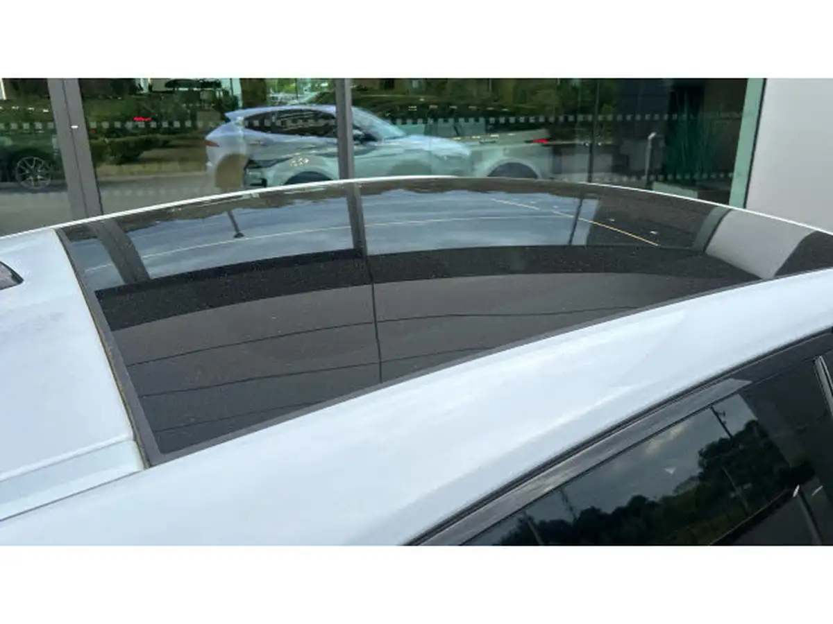 2019-jaguar-e-pace-20-i4d-chequered-flag-180ps-big-26