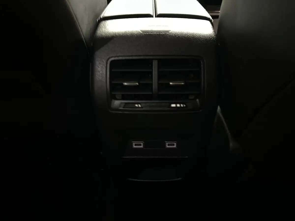2023-peugeot-308-sw-12-puretech-allure-premium-130ps-big-19