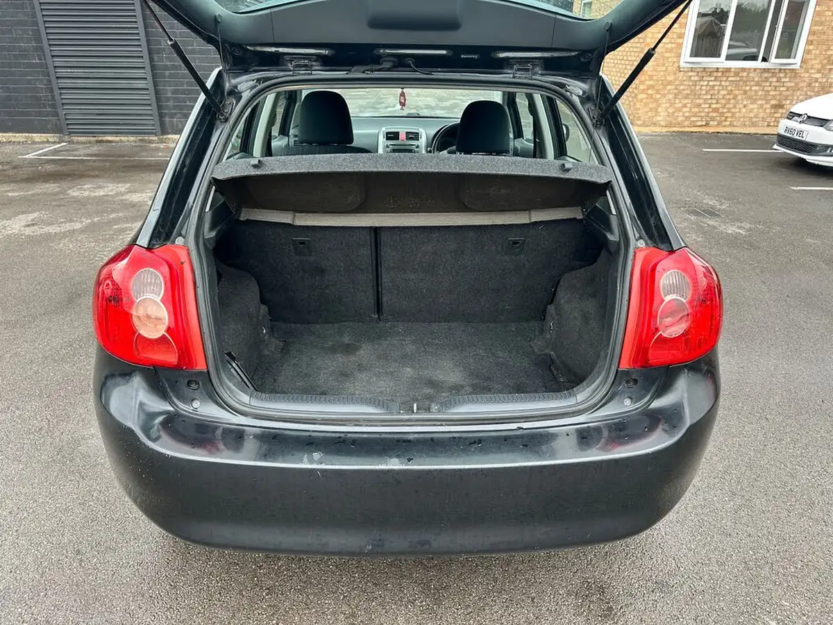 2008-toyota-auris-16-t3-5d-big-6