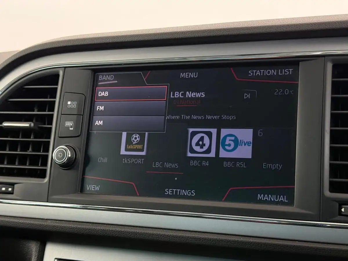 2017-seat-leon-14-tsi-xcellence-technology-hatchback-big-38