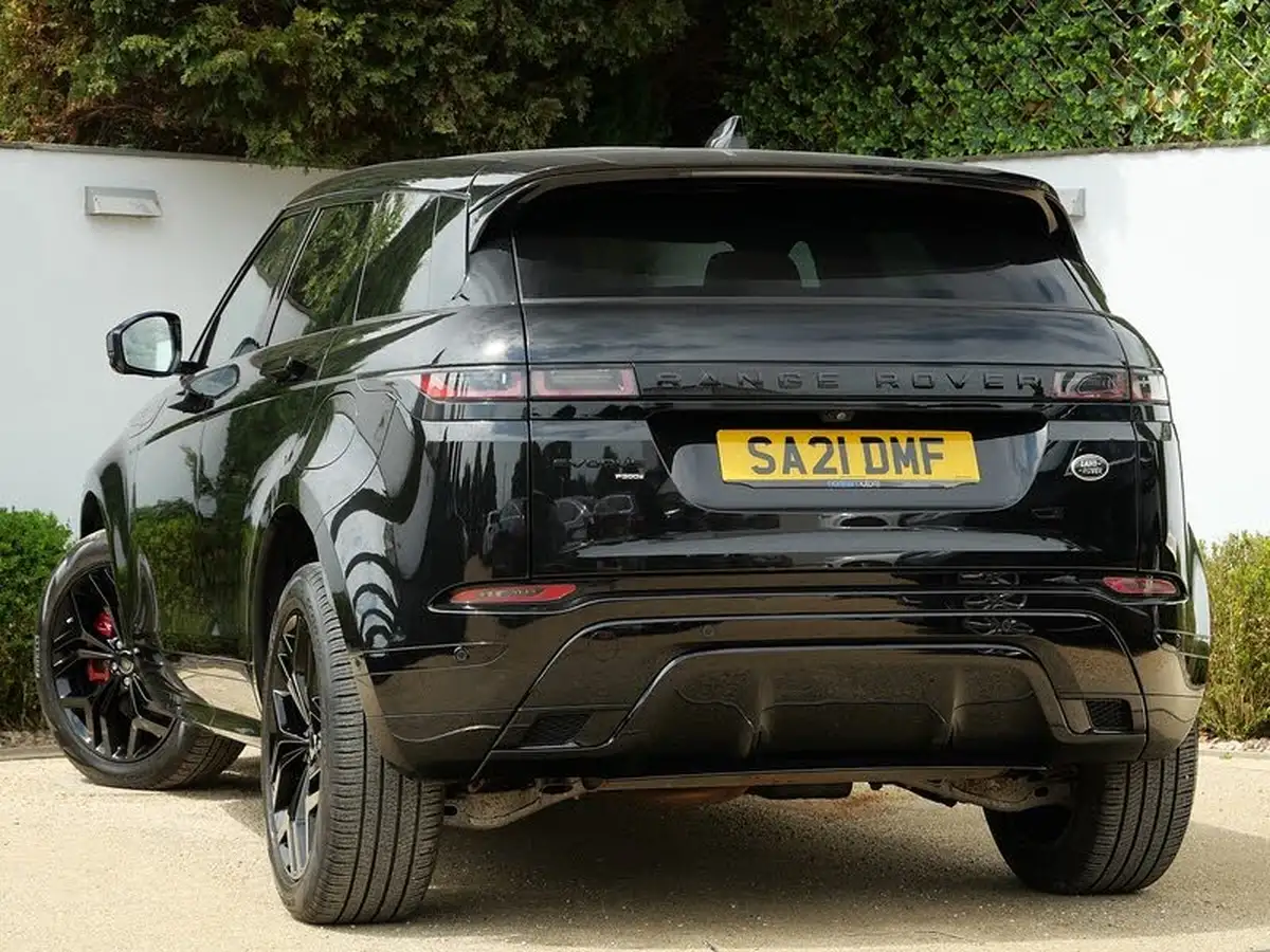 2021-land-rover-range-rover-evoque-15-p300e-r-dynamic-se-big-1
