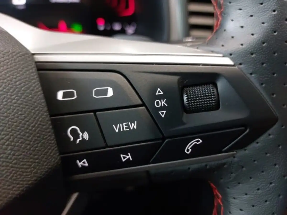 2023-seat-ateca-15-ecotsi-fr-dsg-big-14
