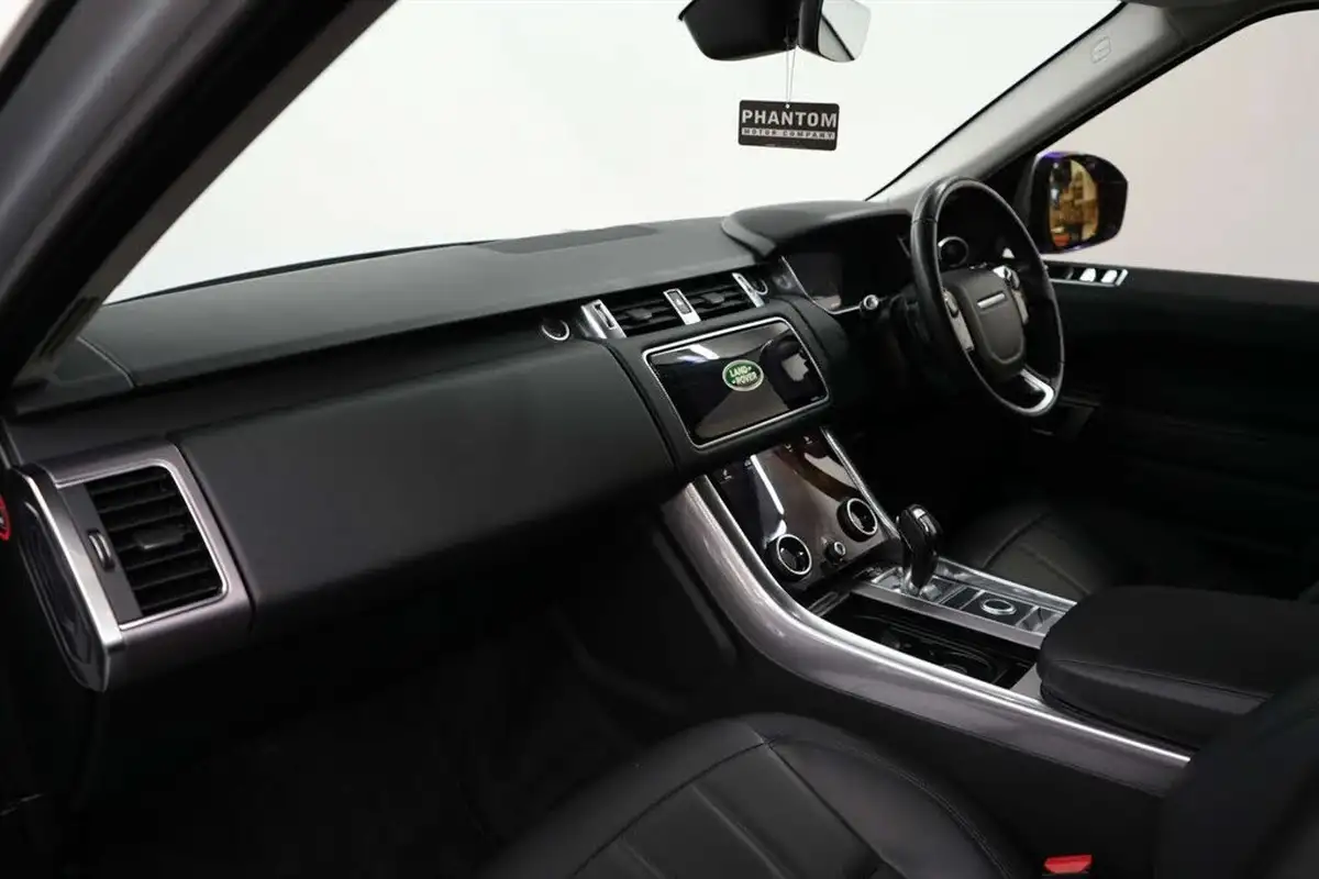 2018-land-rover-range-rover-sport-30-sd-v6-hse-sd-v6-big-18