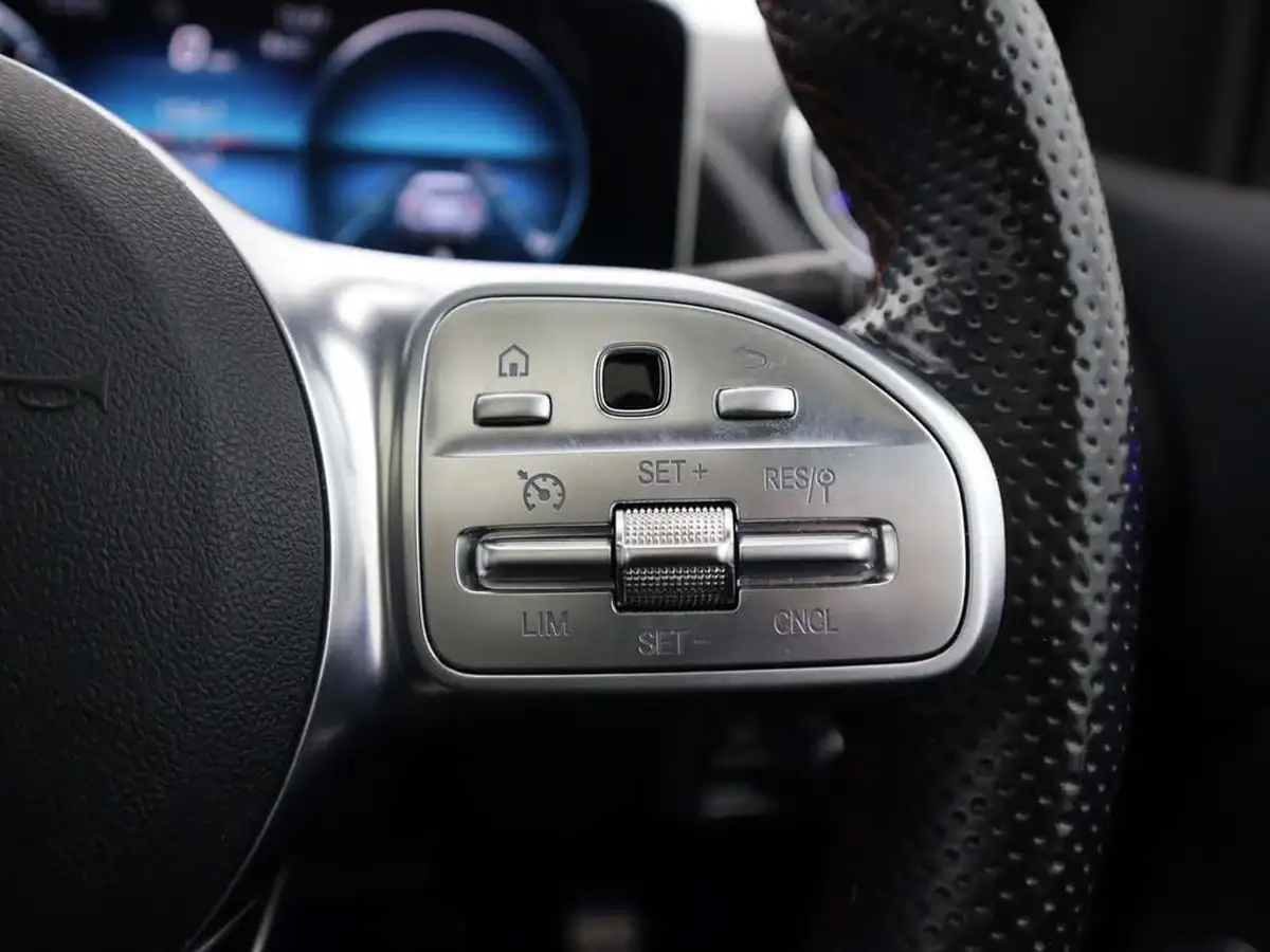 2020-mercedes-benz-b-class-13-b200-amg-line-premium-plus-big-33