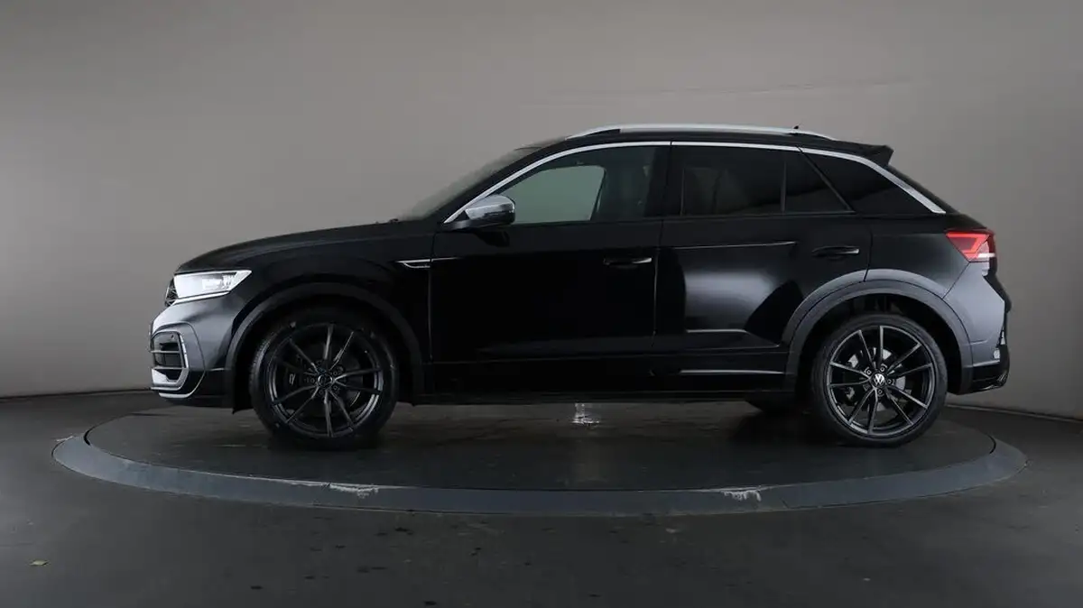 2021-volkswagen-t-roc-20-tsi-r-big-38
