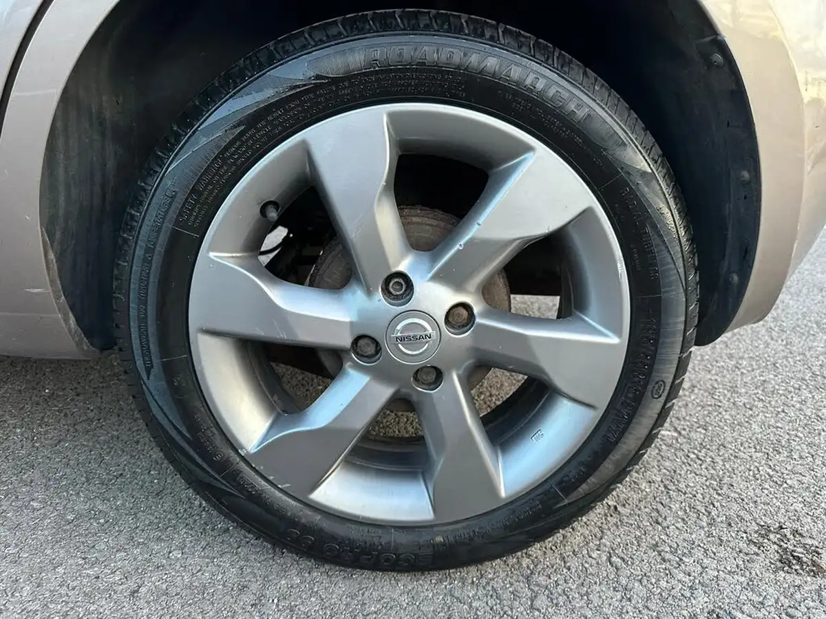 2011-nissan-note-16-n-tec-auto-big-17