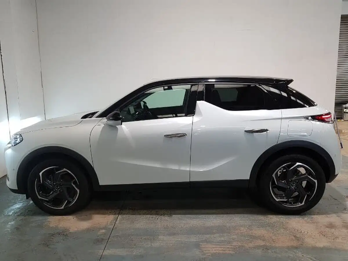 2022-ds-ds-3-crossback-12-puretech-rivoli-130ps-big-3