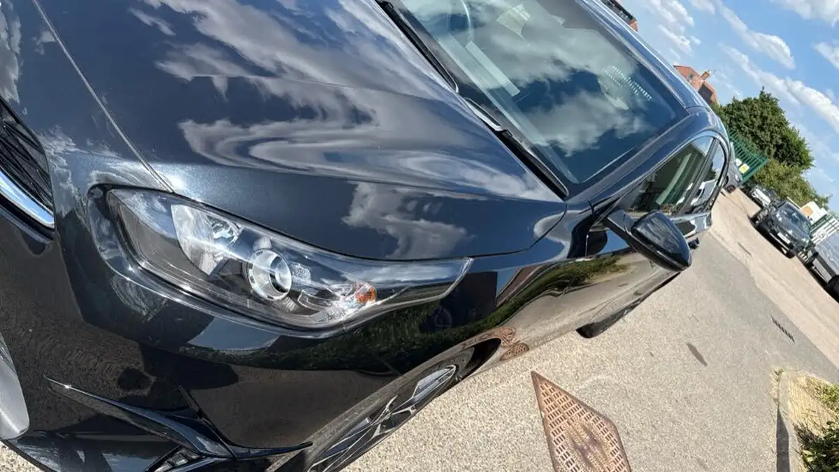 2022-kia-ceed-15-t-gdi-3-hatchback-big-14