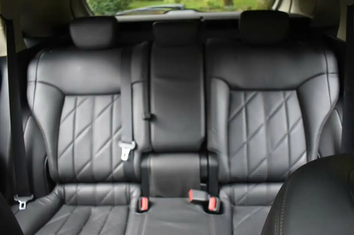 2010-infiniti-fx-50-s-le-big-32