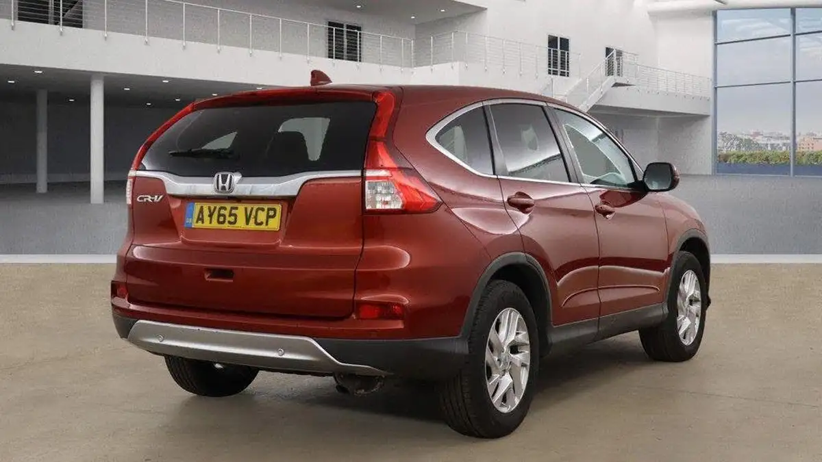 2015-honda-cr-v-16-i-dtec-se-honda-connect-with-navi-dasp-160ps-4x4-auto-big-3