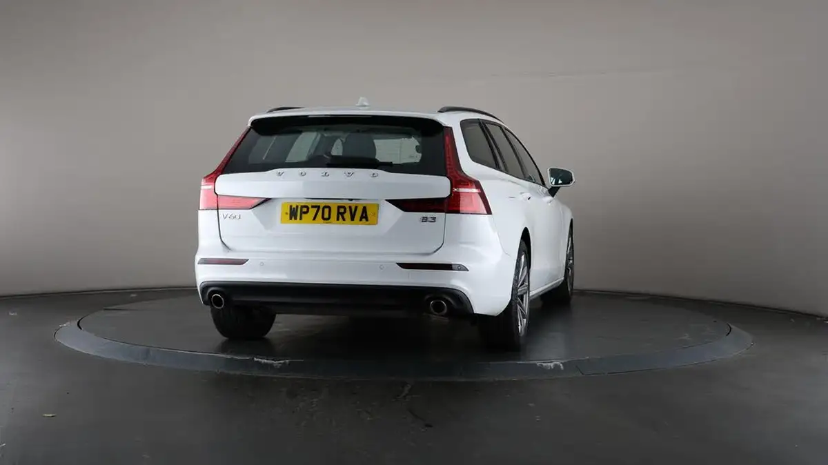 2020-volvo-v60-20-b3-momentum-big-72