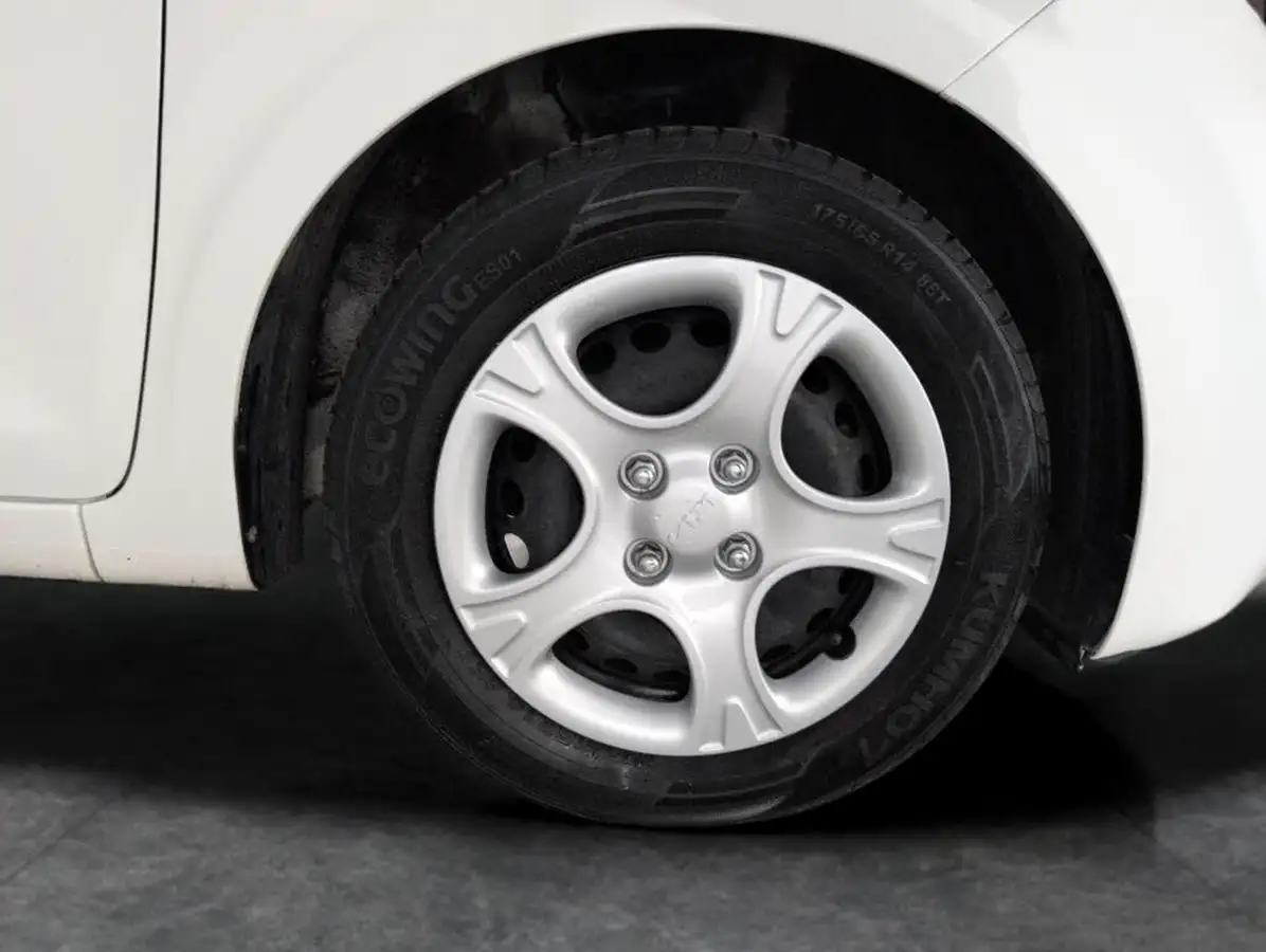 2022-kia-picanto-10-1-big-24