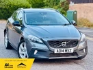2014-volvo-v40-16td-d2-cross-country-lux-powershift-small-0